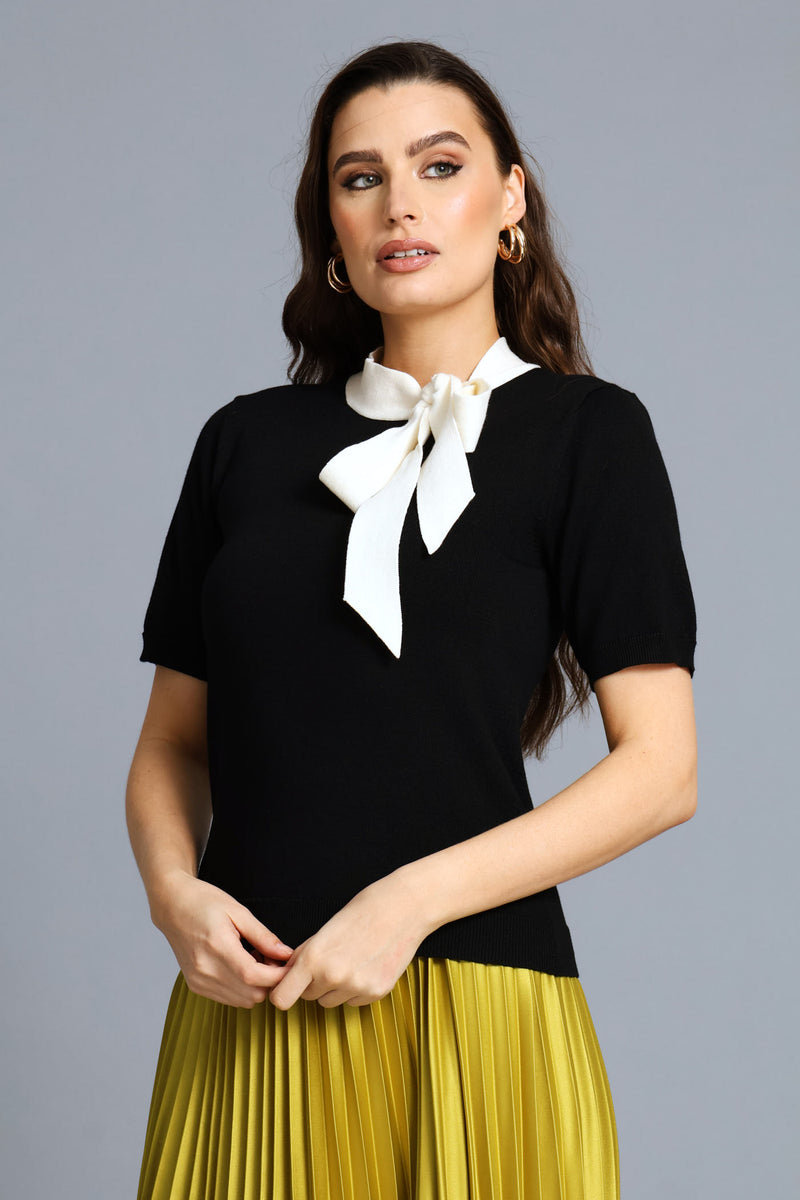 Kitty Bow Contrast Pullover - Black/Cream