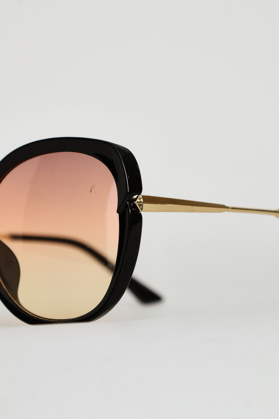 Round Frame Rainbow Grad Lense Sunglasses - Black