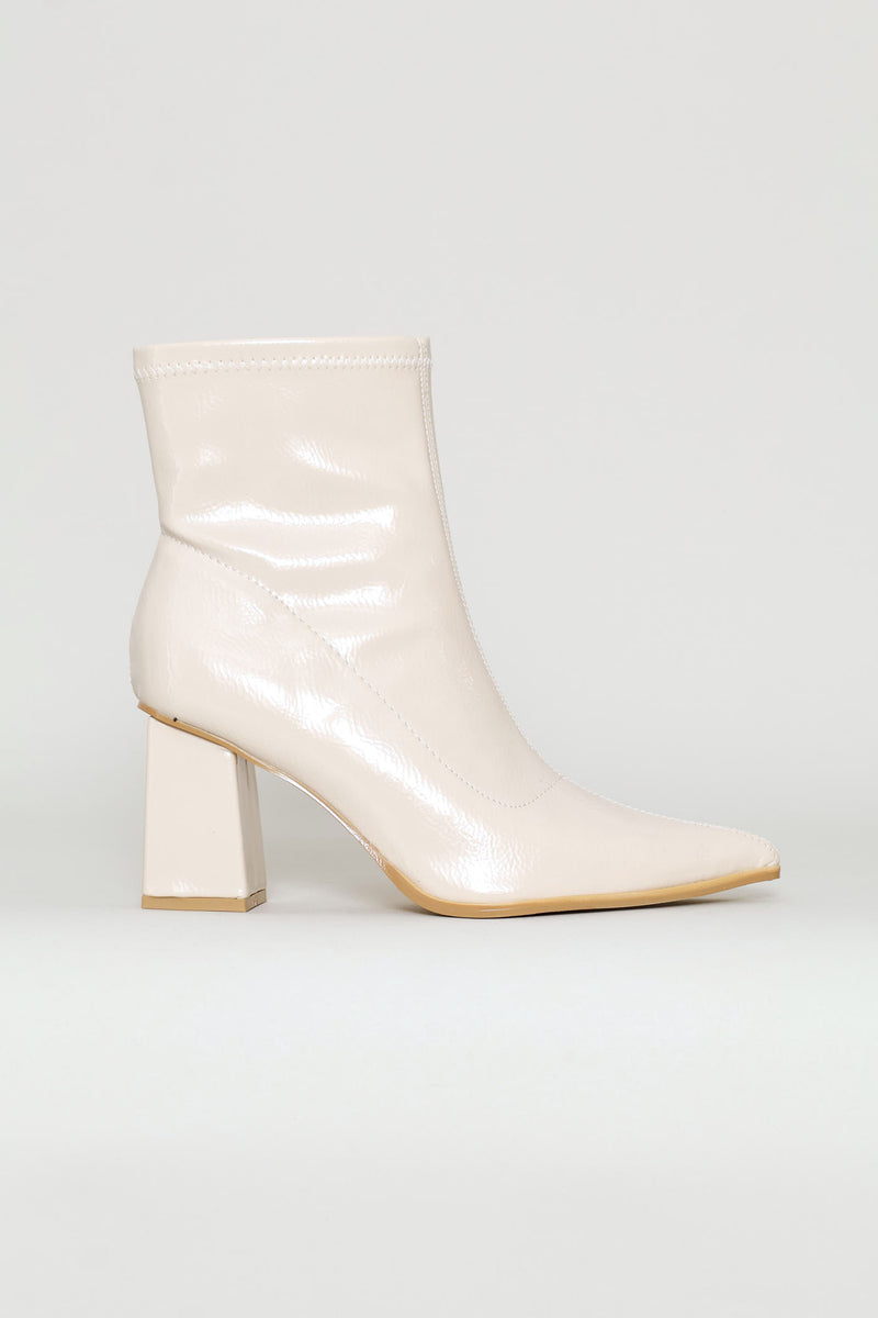 Rendered Textured Stretch Ankle Boot - Off White