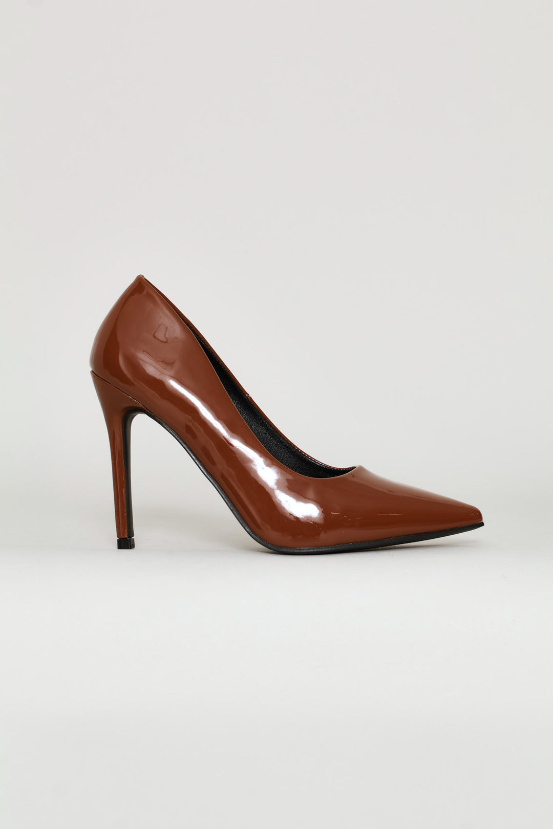 Patent Pointy Heel - Tan