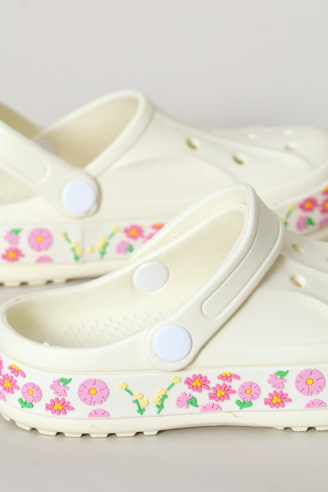 Girls Blossom Strip Clog - Cream
