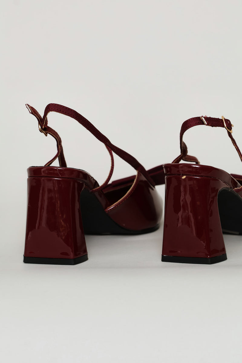 Bow Detail Shaped Pointed Toe Block Heel - Burgundy