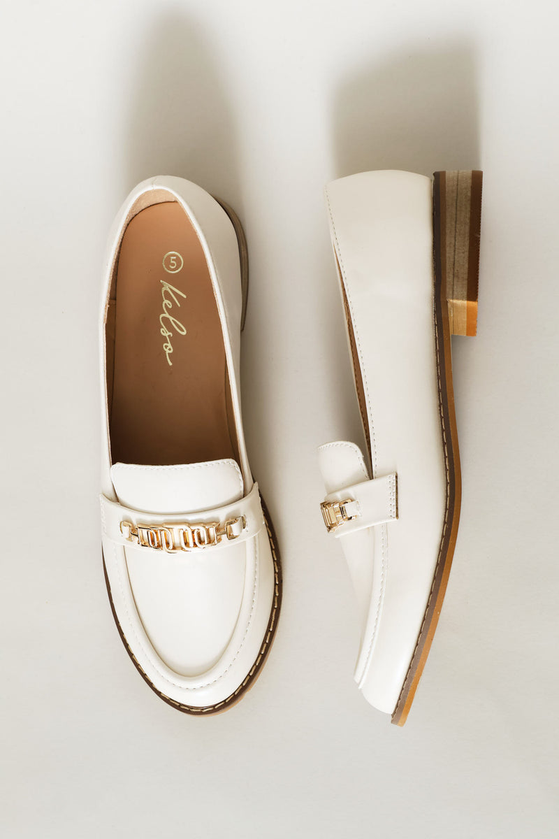 Circle Link Trim Loafer - Off White