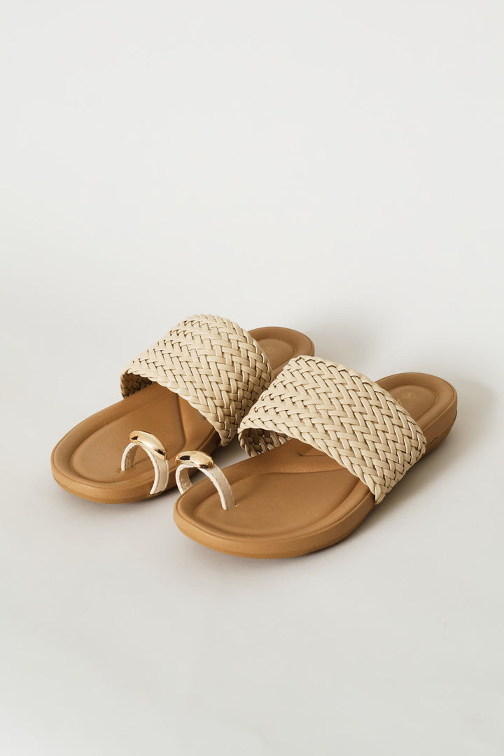 Toe Post Weave Band Mule Sandal - Natural