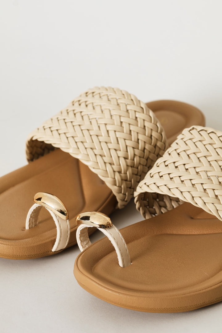 Toe Post Weave Band Mule Sandal - Natural