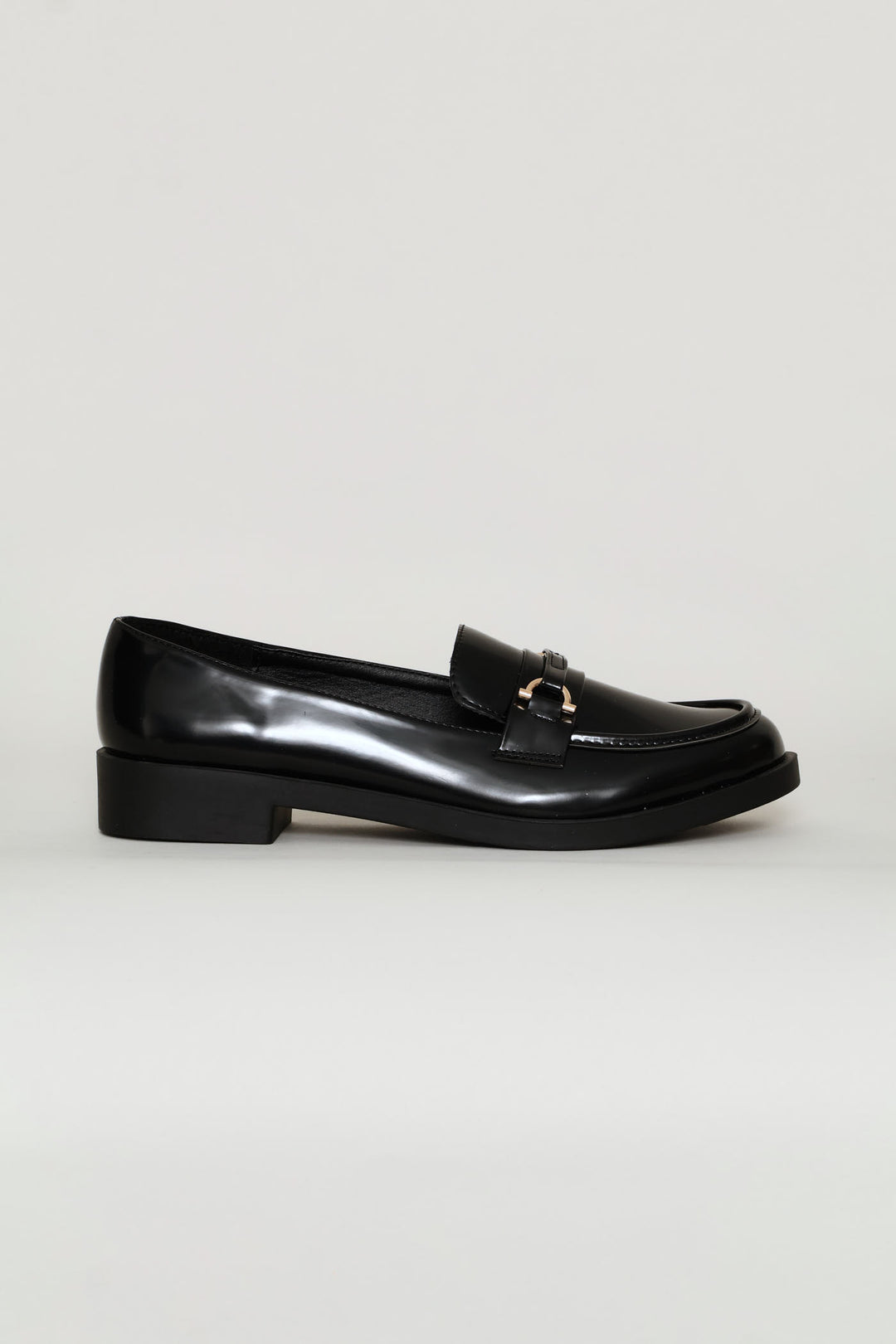 Gold Trim Detail Smart Loafer - Black