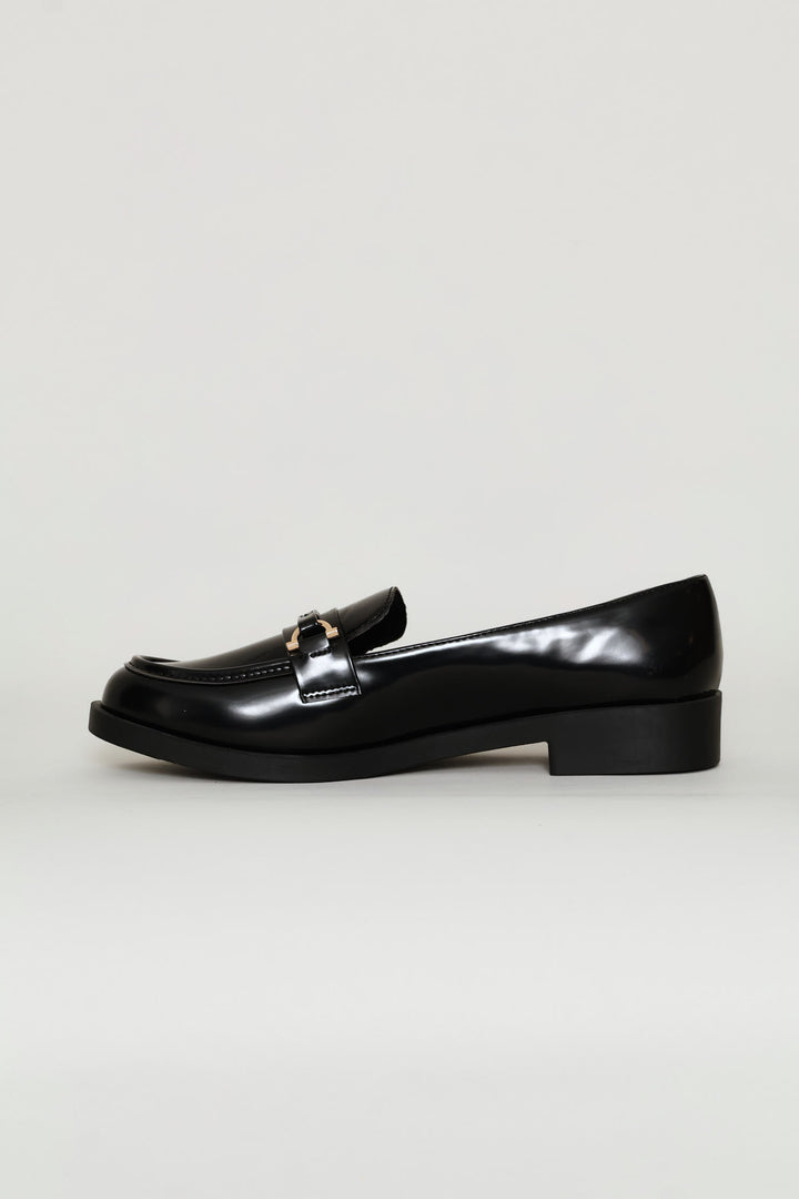Gold Trim Detail Smart Loafer - Black