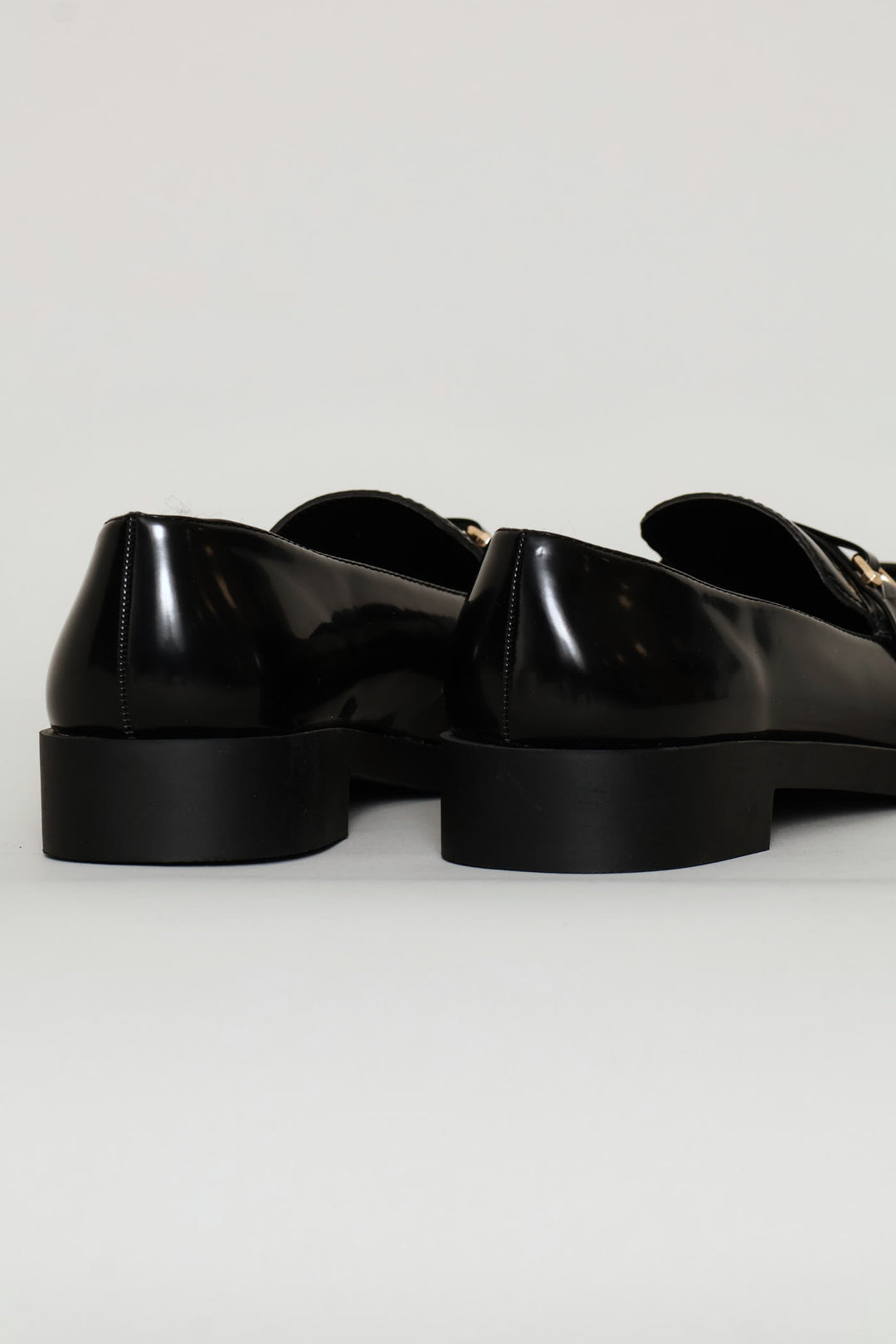 Gold Trim Detail Smart Loafer - Black