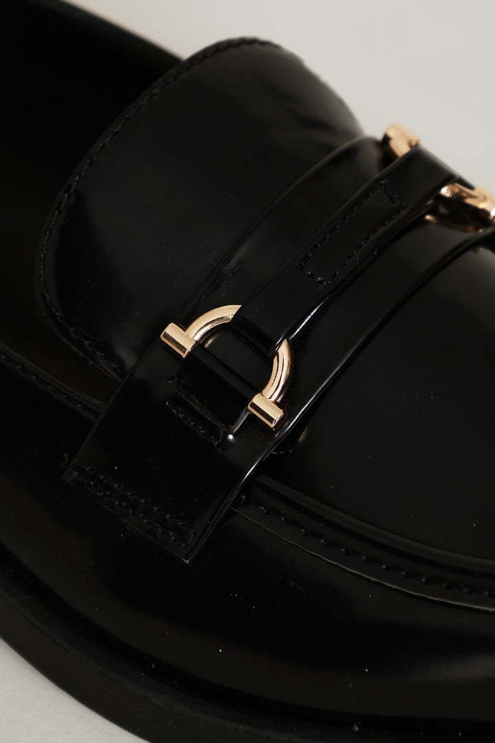 Gold Trim Detail Smart Loafer - Black