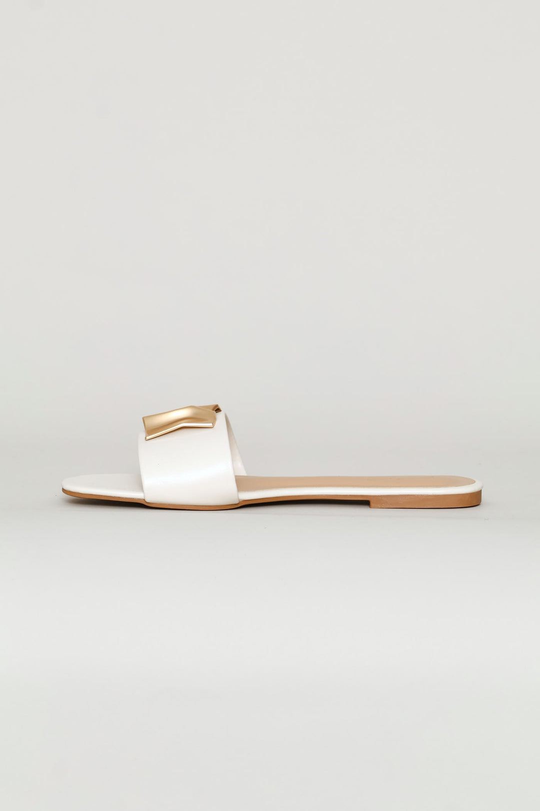 Hammered Trim Single Band Sandal - Off White