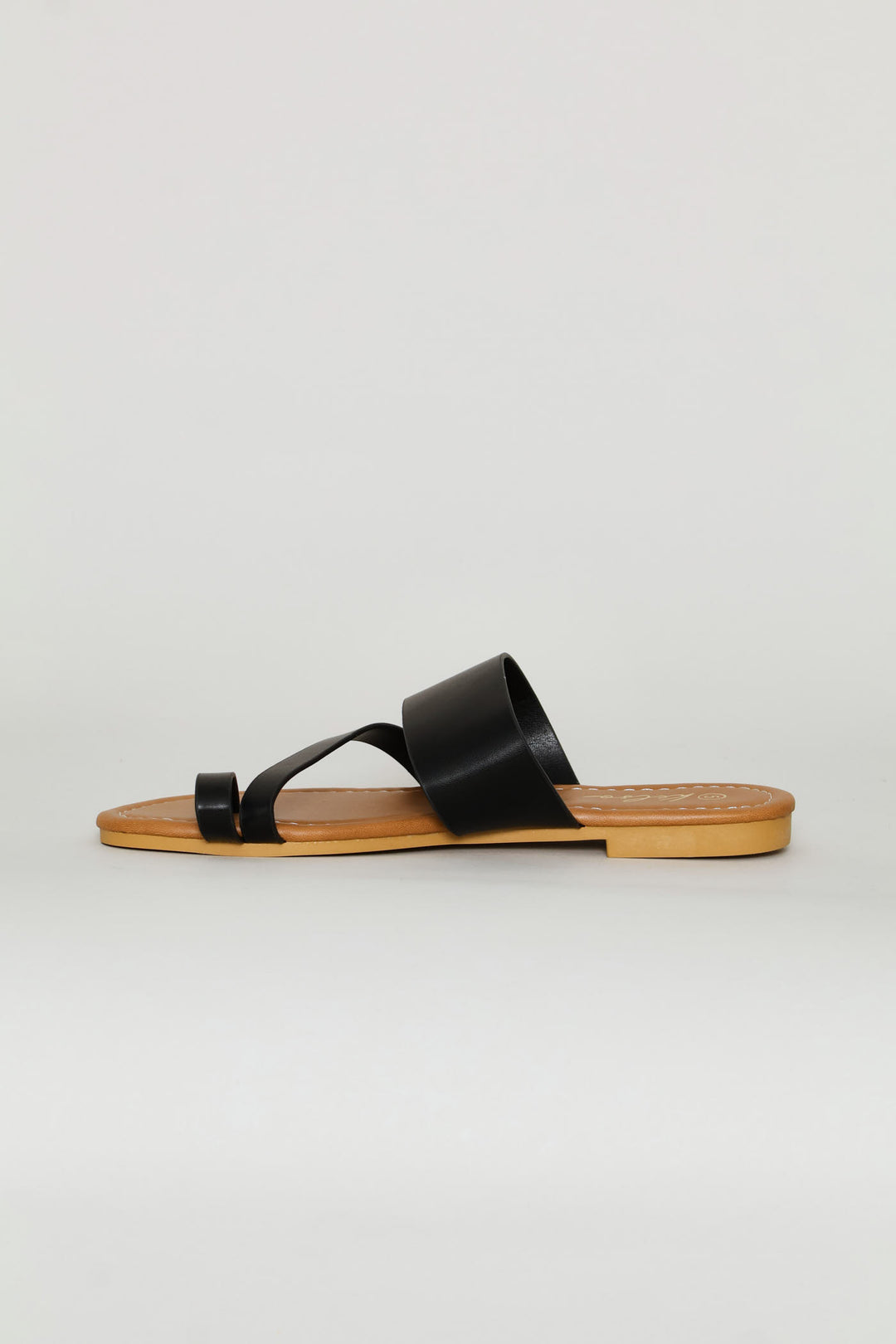 Crosstrap Toe Post Sandal - Black