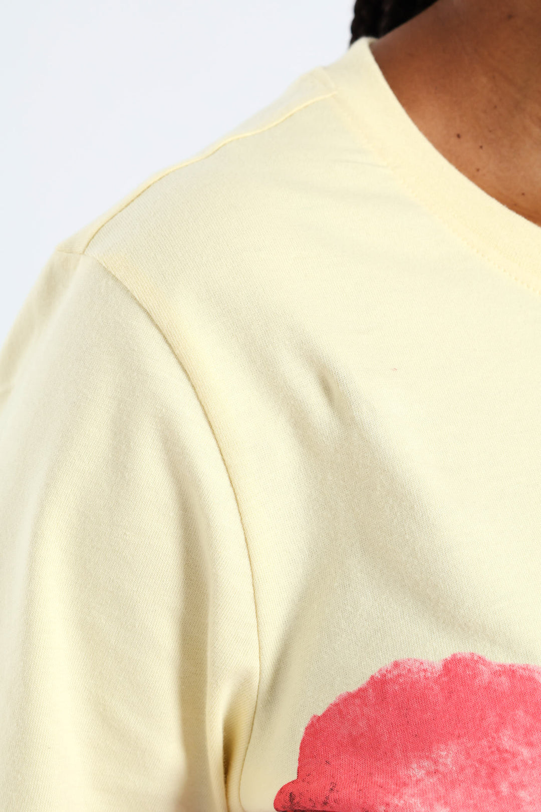 Short Sleeve Boxy Floral Placement Printed Tee  - Pastel Yellow