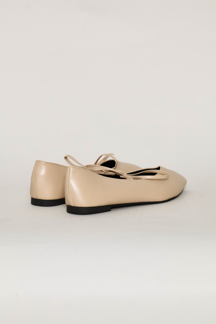 Pointy Maryjane Pump - Natural