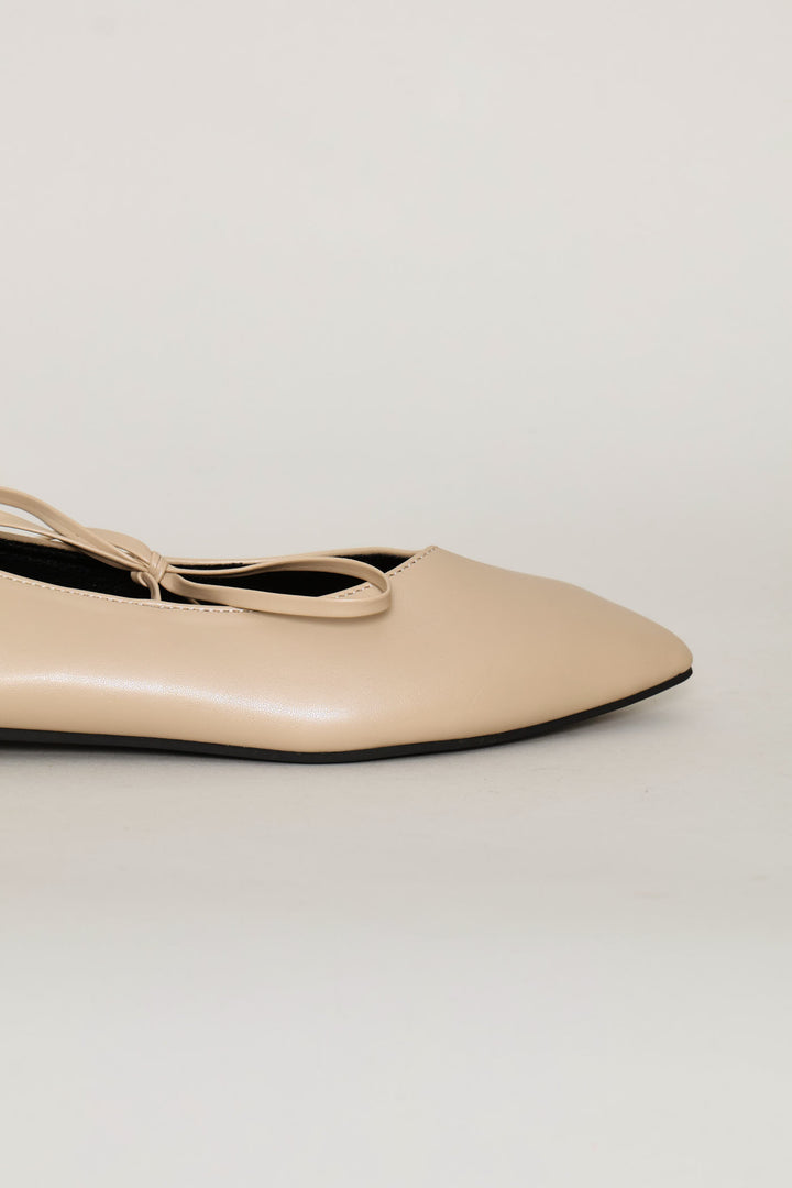 Pointy Maryjane Pump - Natural