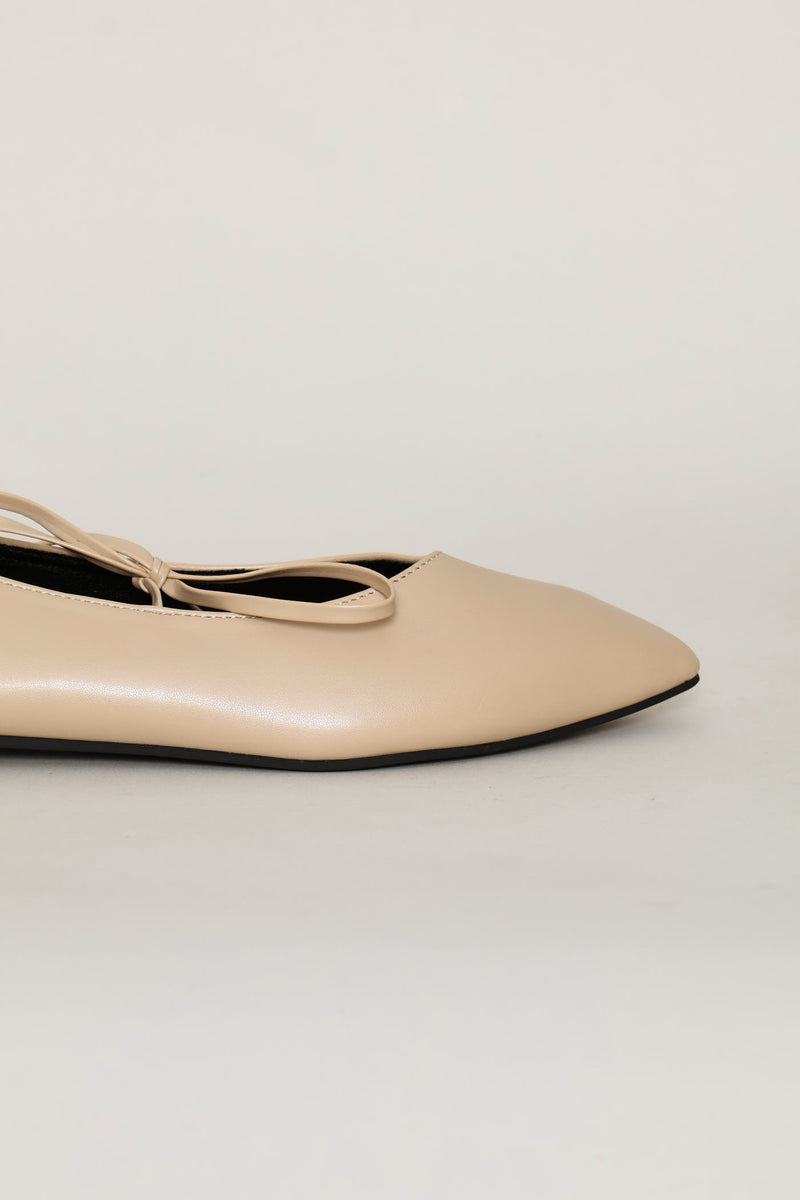 Pointy Maryjane Pump - Natural