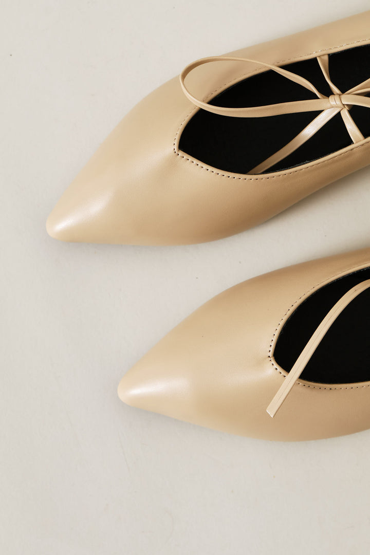 Pointy Maryjane Pump - Natural