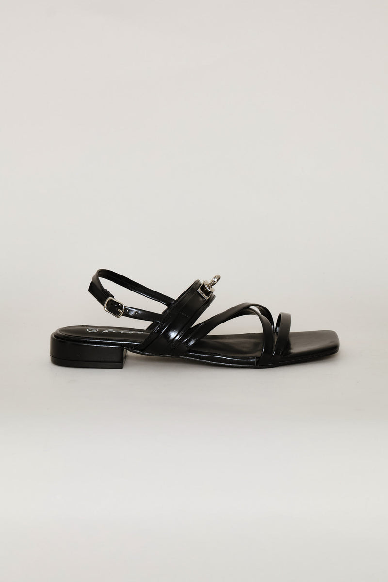 Lock Trim Detail Multistrap Mule Sandal - Black