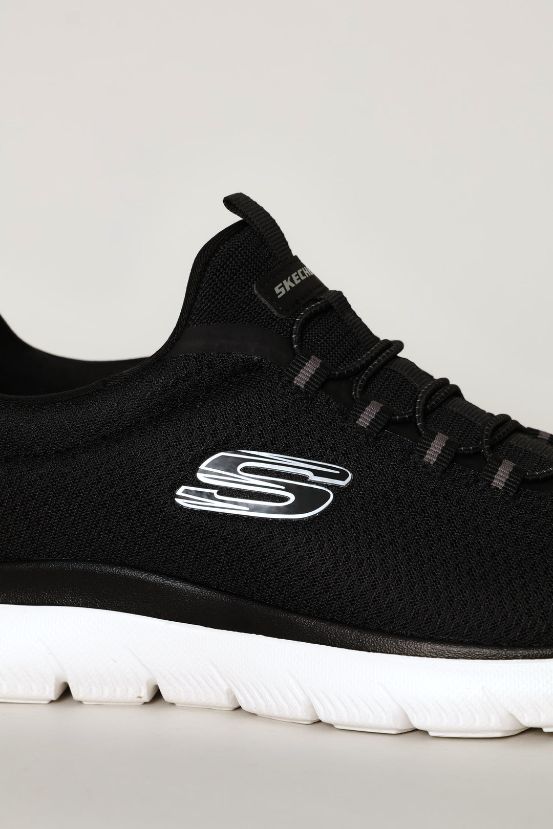 Summits Knit Trainer - Black