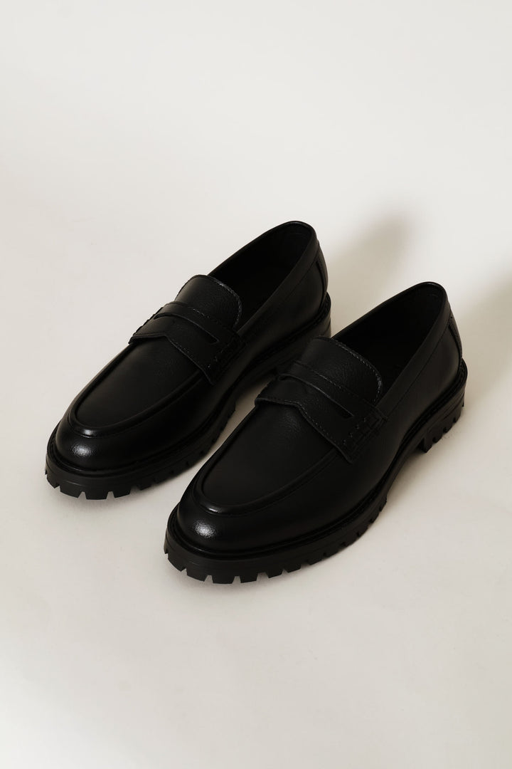 Penny Moccasin Casual Loafer - Black