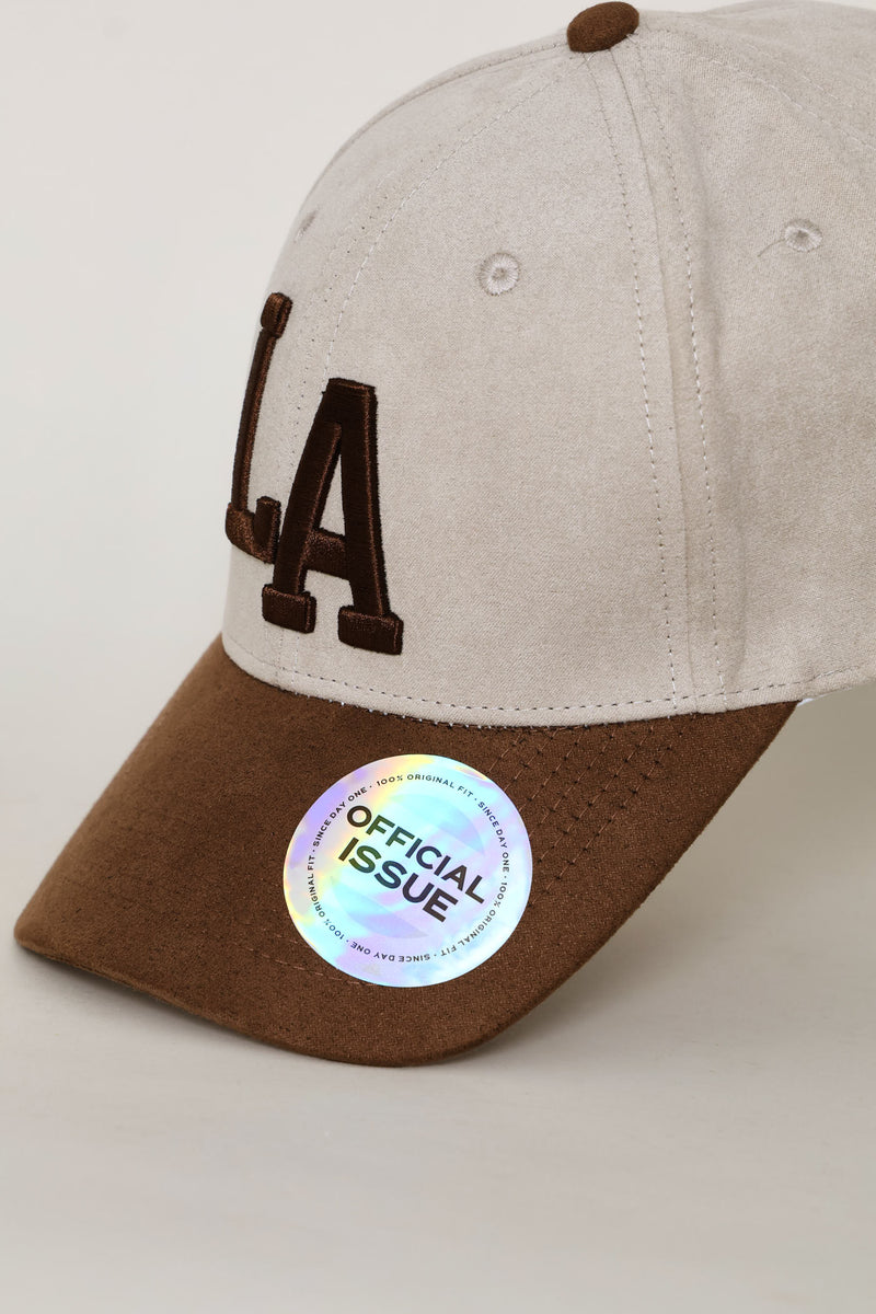 La Two Tone Soft Suede Cap - Stone/Choc