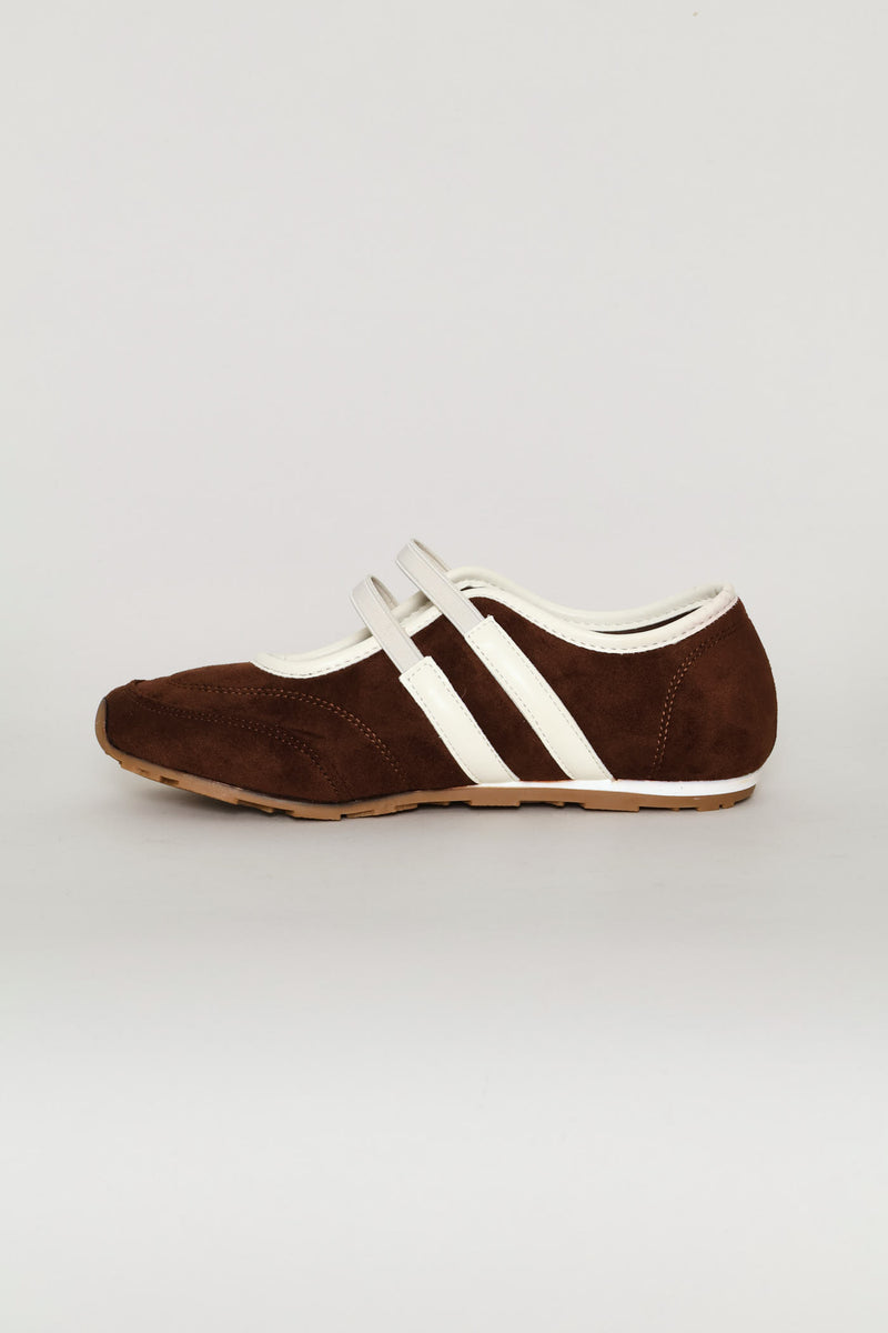 Mary Jane Sport Pump - Chocolate