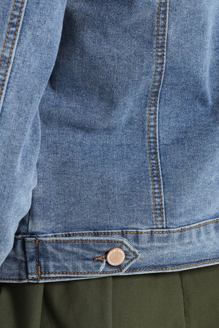 Long Sleeve Classic Denim Trucker Jacket - Light Wash