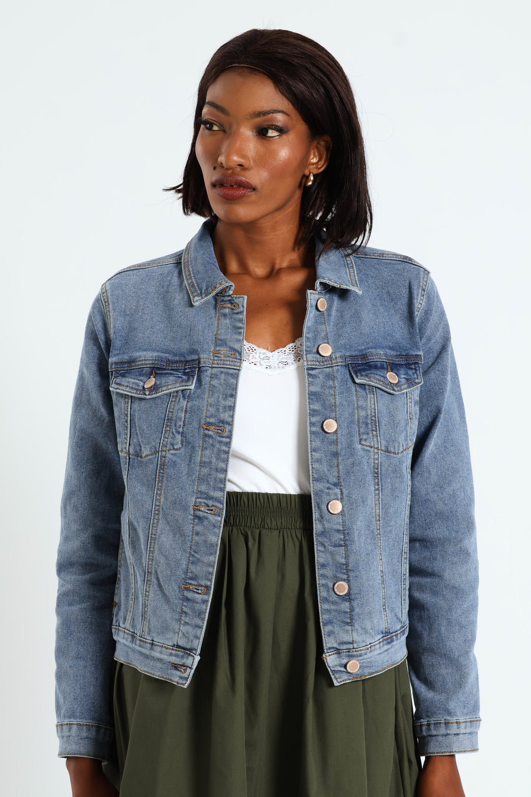 Long Sleeve Classic Denim Trucker Jacket - Light Wash