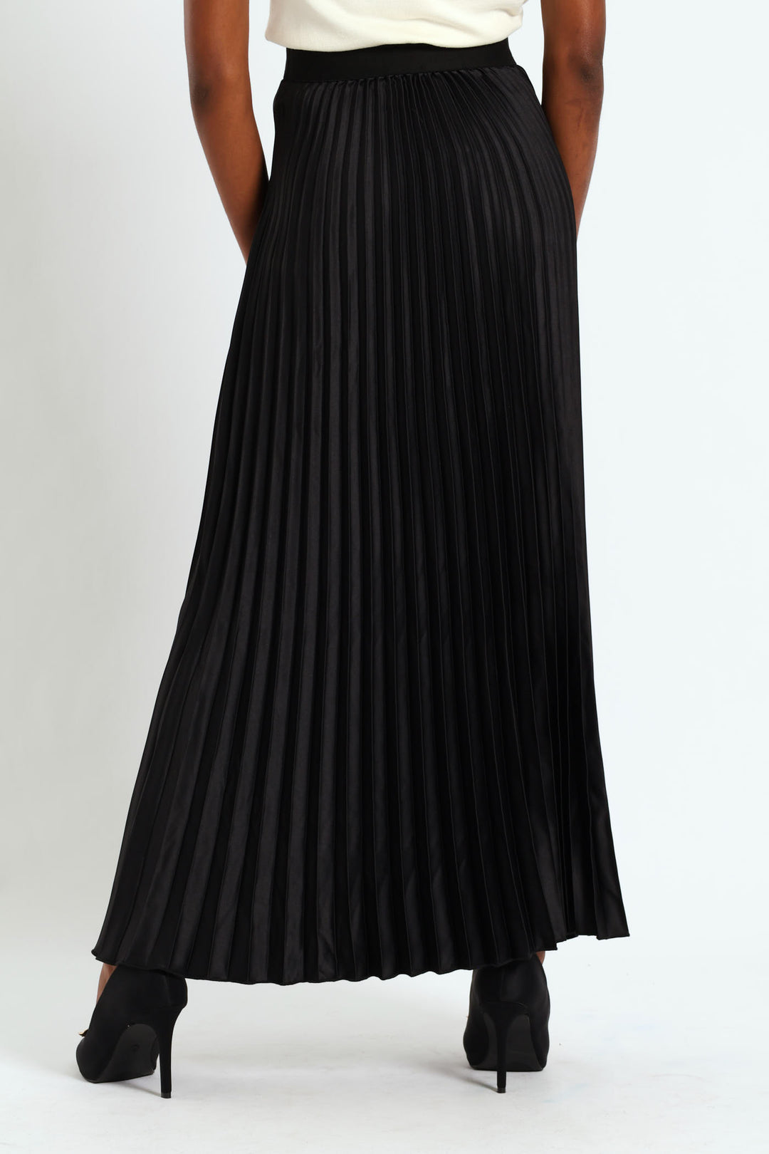 Pleated Skirt - Black