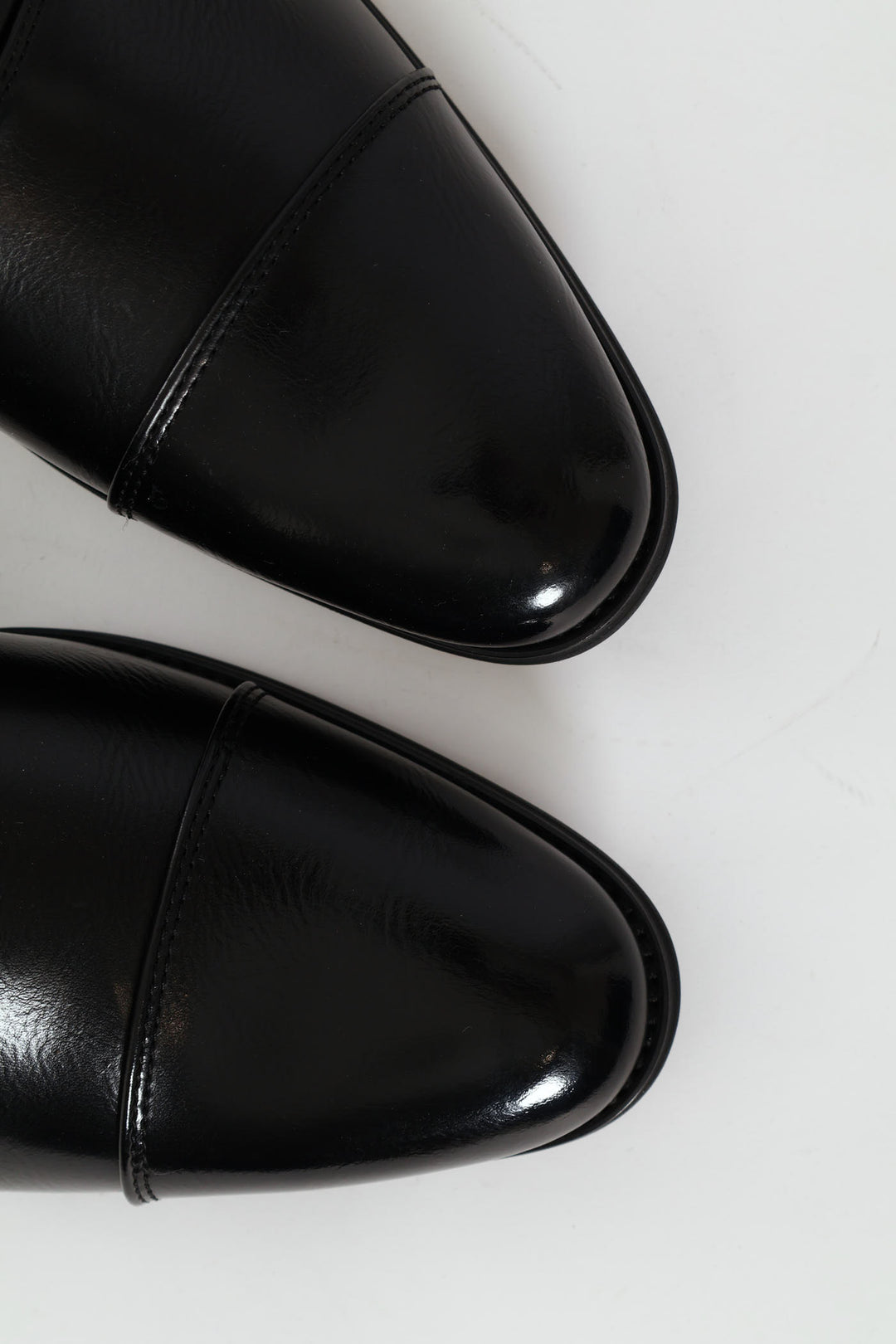 Plain Toe Cap Oxford Shoe - Black