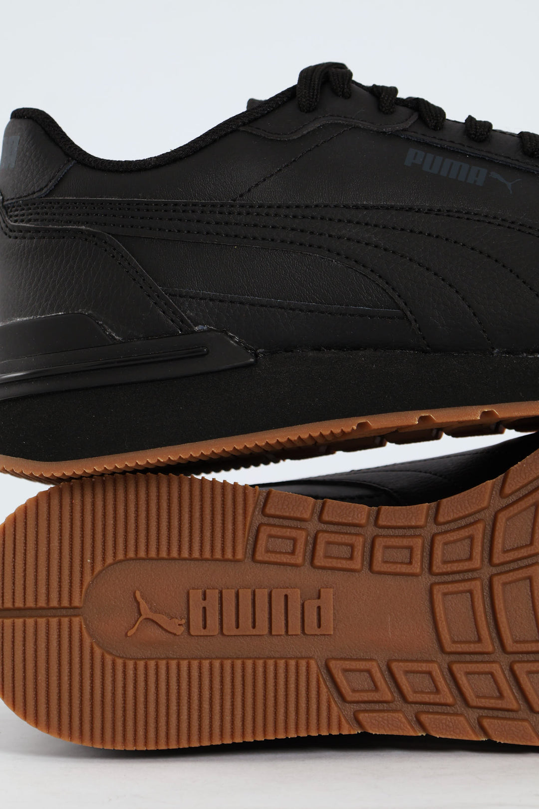 Street Runner V4 Low Sneaker - Black