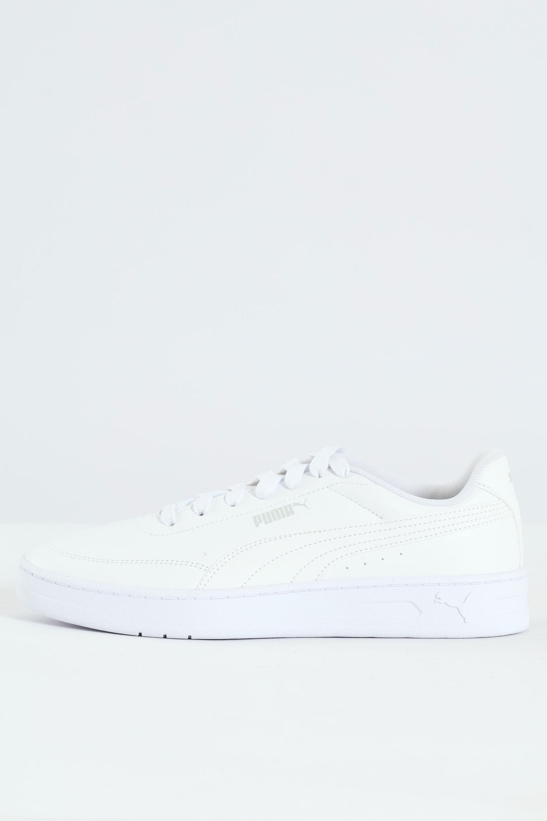 Court Classic Clean Sneaker - White