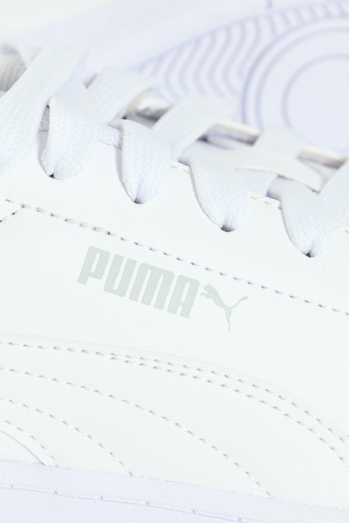 Court Classic Clean Sneaker - White