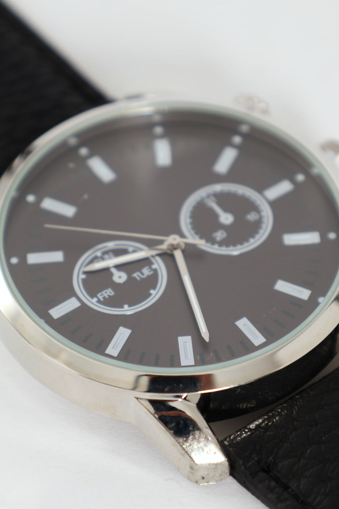 PU Grain Analogue Watch - Black