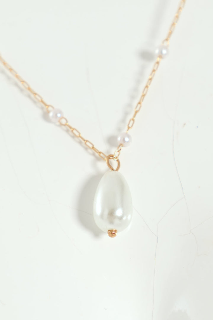 Three Layer Pearl Bead Pendant Necklace - Gold