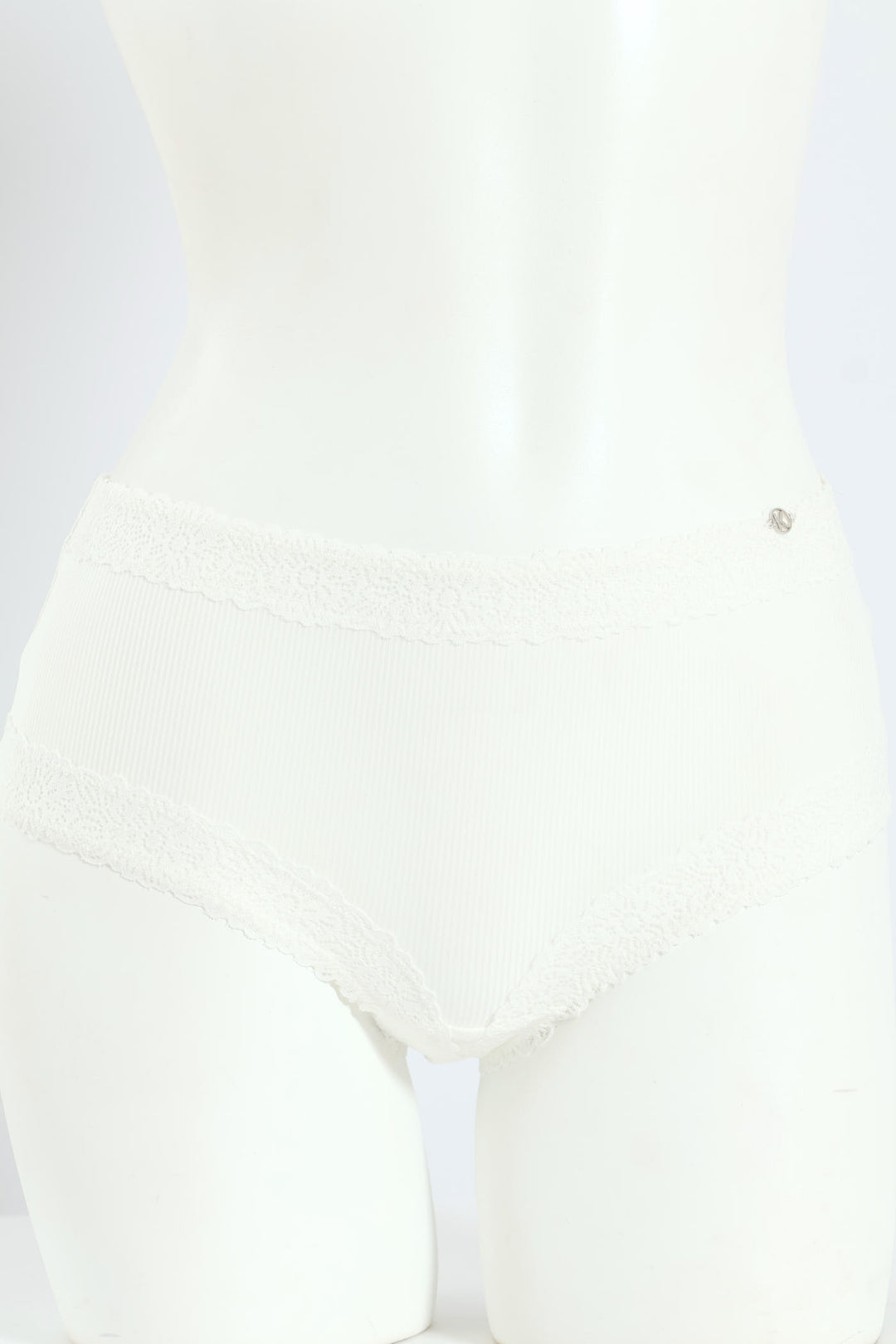 3 Pack Lace Trim Boyleg Panties - Milk/Black/Seashell