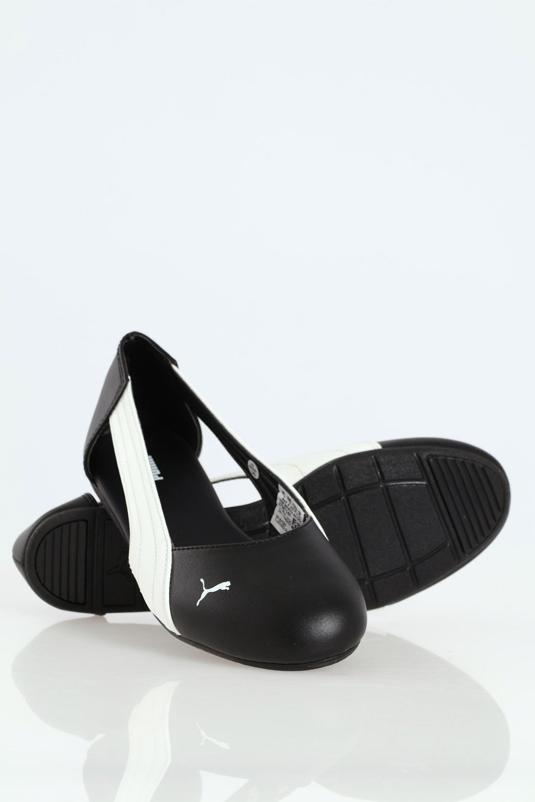 Basic Ballerina Cut Out Pump - Black/White