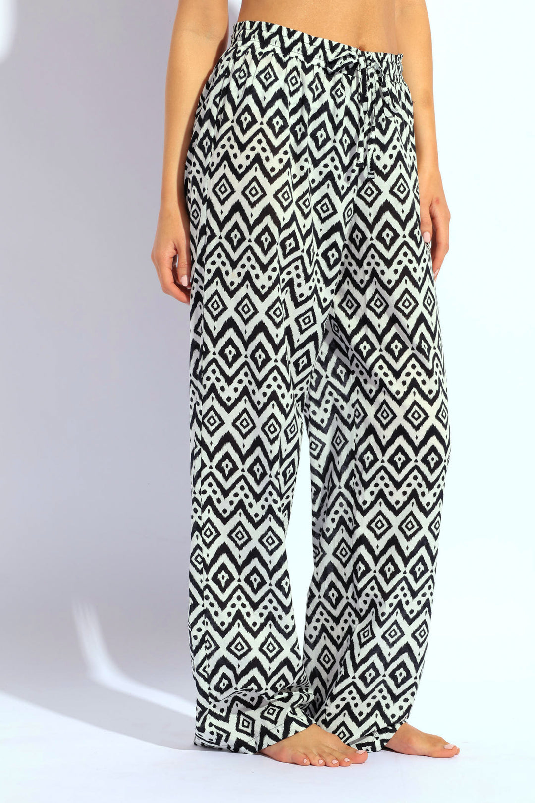 Printed Elasticated Pants - Black/White