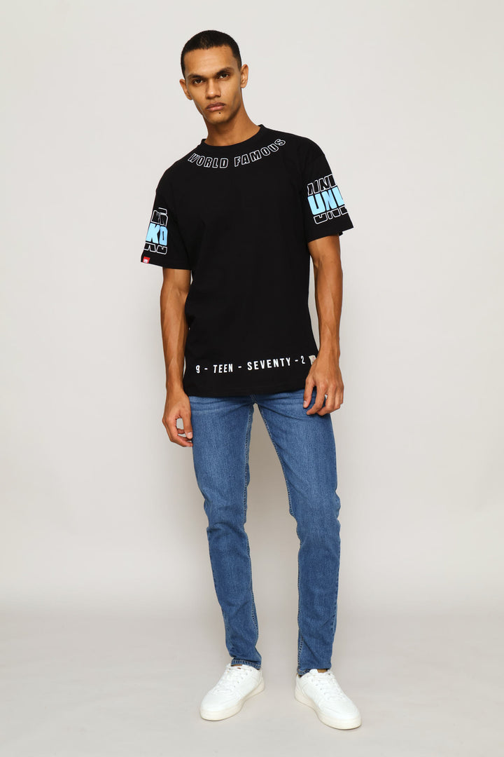 Vertical Back Print Tee - Black