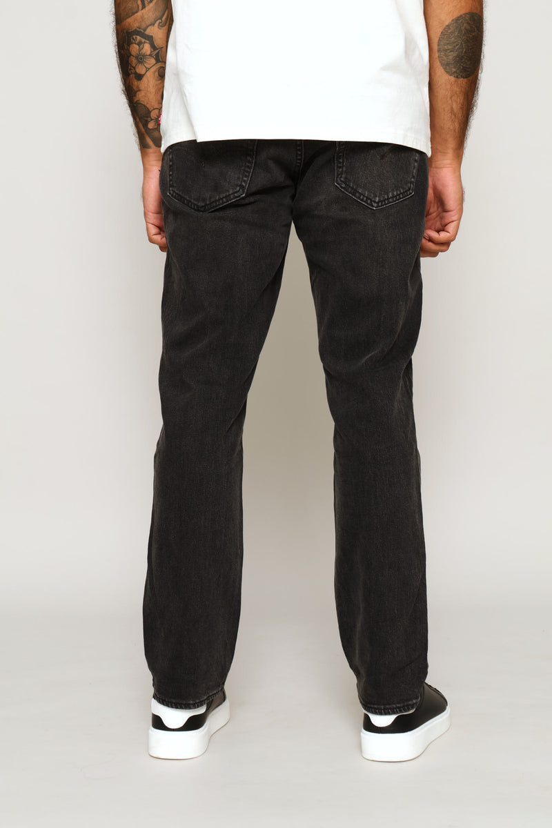 541 At The End Of The Day Athletic Taper Denim - Black