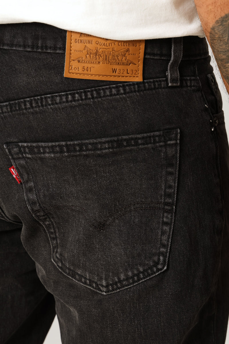 541 At The End Of The Day Athletic Taper Denim - Black