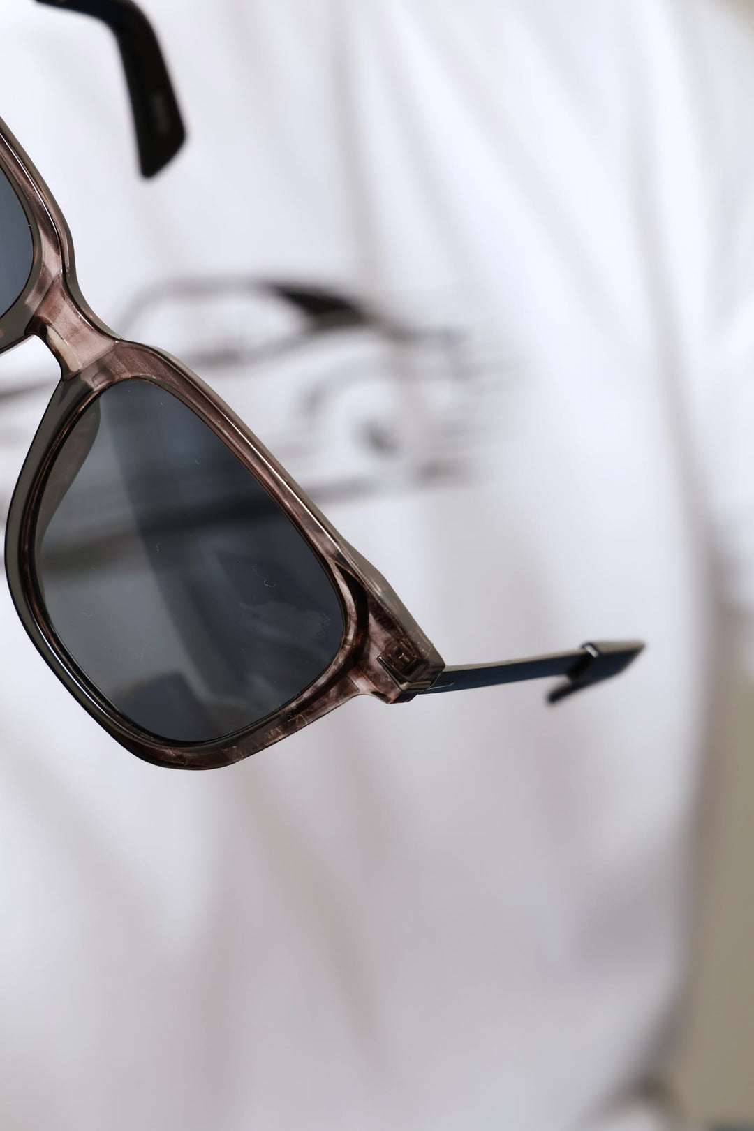 Tortoise Shell Sunglasses - Black
