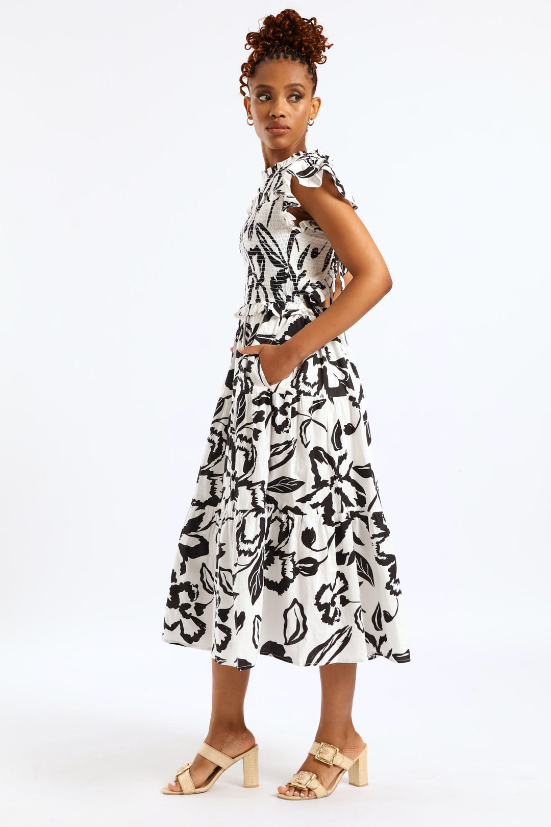 Frill Neck Shirred Bodice Tiered Tie-Back Midaxi Dress - White/Black