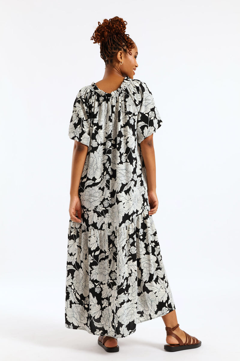 Bubble Sleeve Frill Neck Drop Waist Maxi Dress - Black/White
