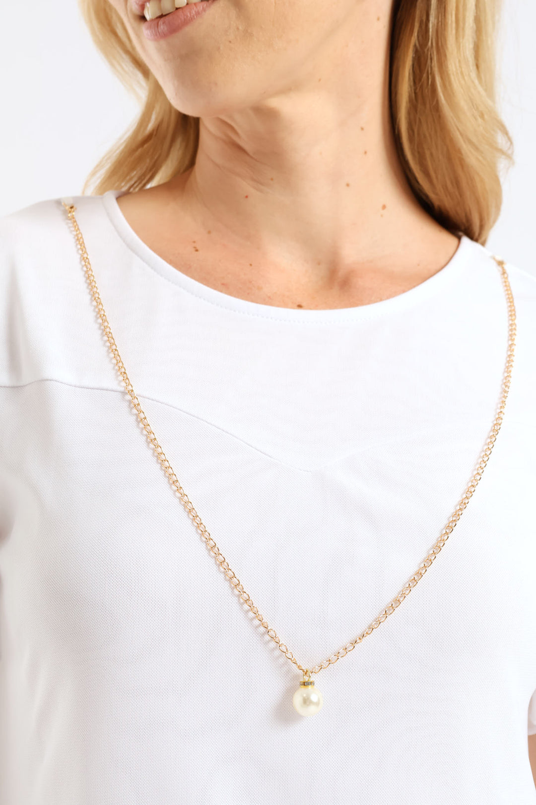 Flutter Sleeve Mesh Blouse - White