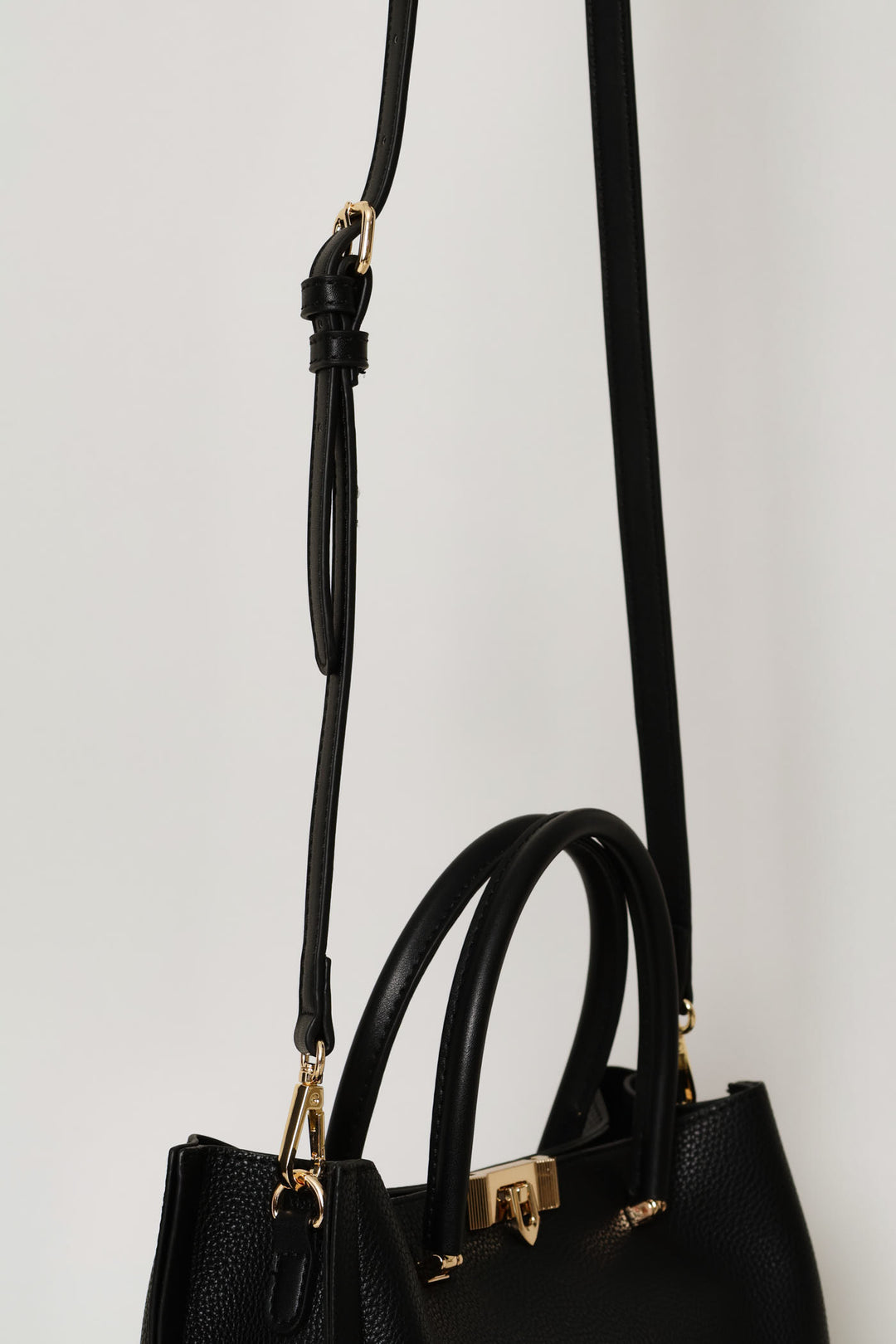 Top Handle Bag With Middle Compartment - Black