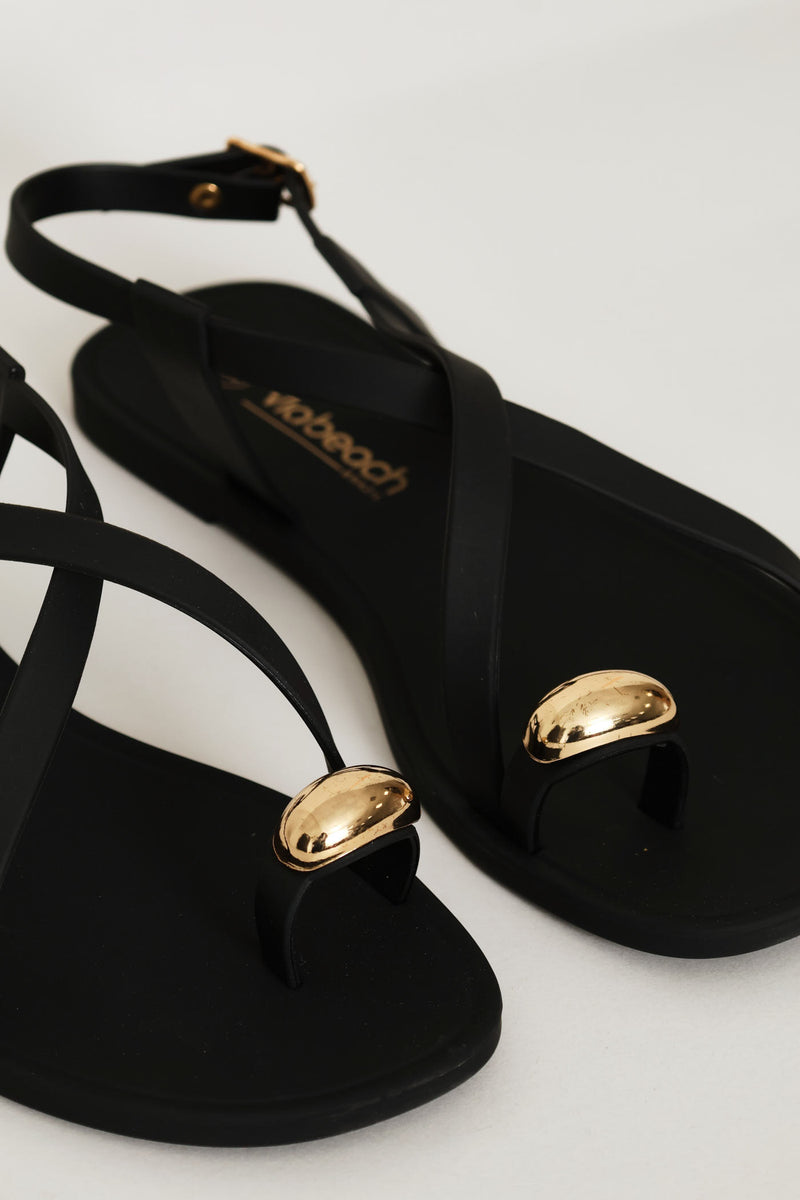 Gold Detaiil Sandal - Black
