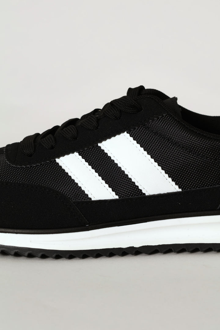 The Game Double Stripe Detail Sneaker - Black