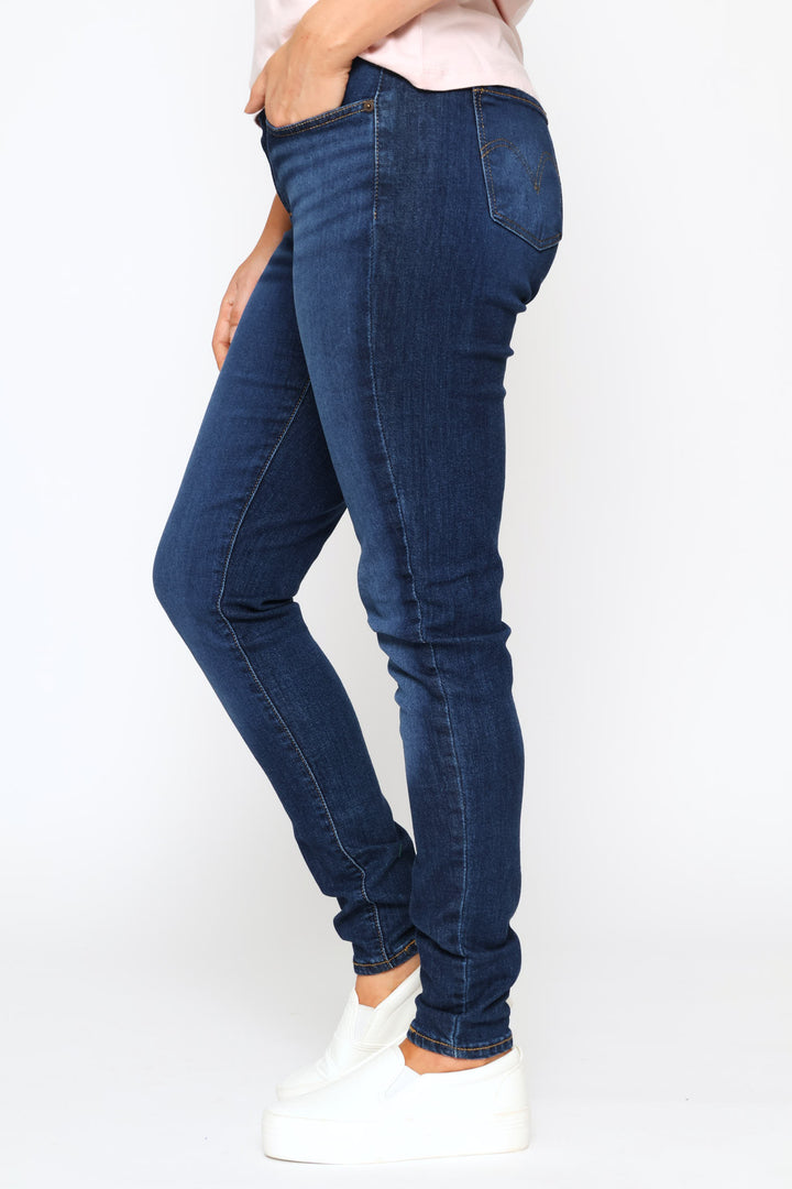 Curvy Super Skinny Denim - Light Wash