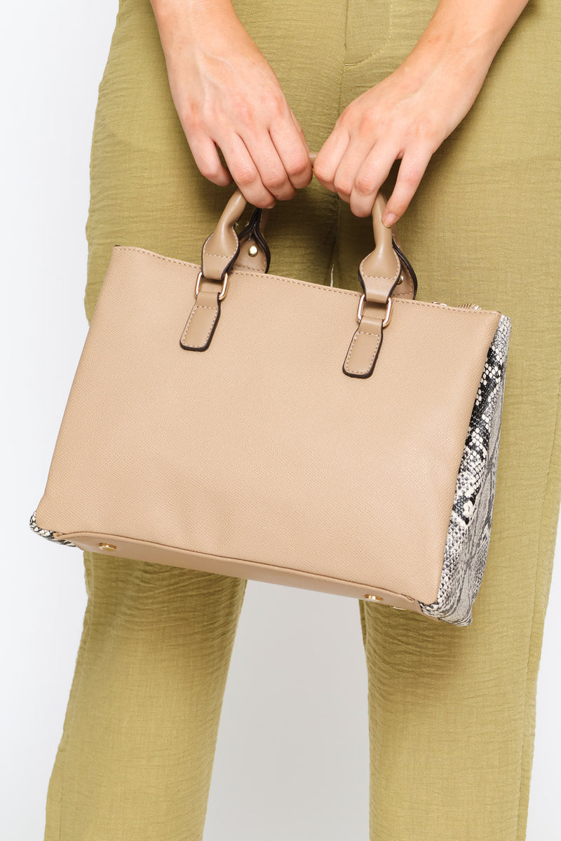Tote Bag With Charm - Beige