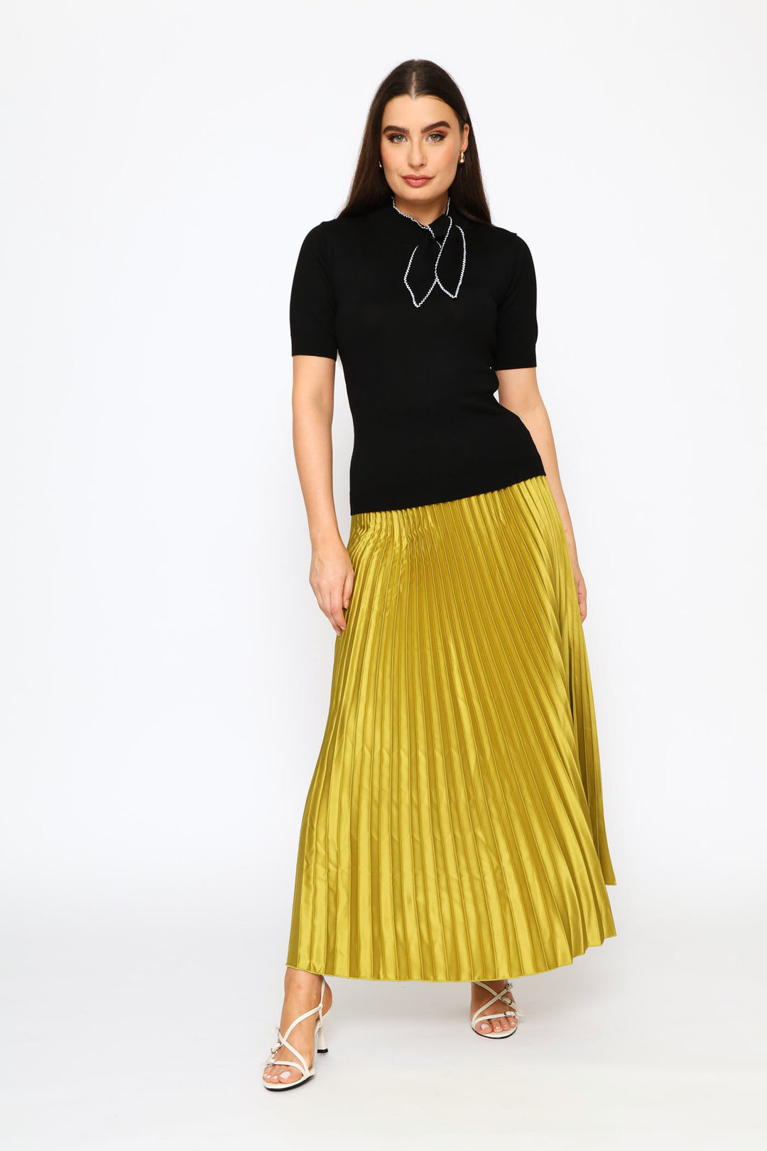 Kitty Bow Zig Zag Pullover Tee - Black/White
